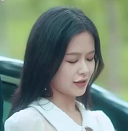 離婚后，前夫哭著求復(fù)婚第01集